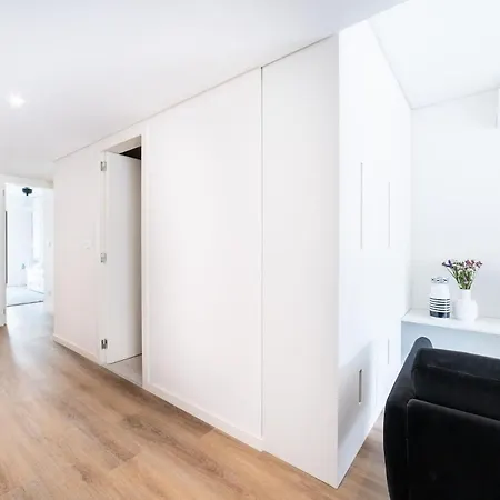 Apartamento Lusíadas 53 1ºe *